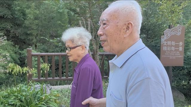写点生活｜山河映岁月，执手同相伴