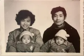 失散36年的女儿回来了！这个家庭在武汉团圆图片