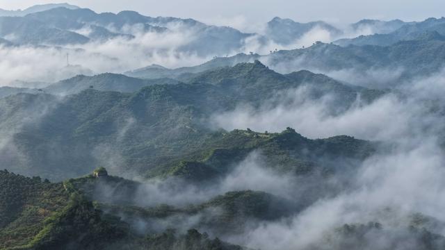 河北遵化：初秋长城美如画