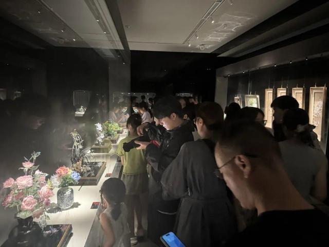 日均2.18万人次！淄博陶琉馆迎来暑期参观热潮