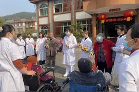 吉水福利院暖心迎春，共谱爱与欢乐乐章图片