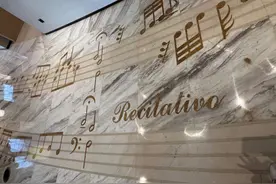 距离约一公里，希尔顿回归上海市中心，2024希尔顿步入收获大年图片