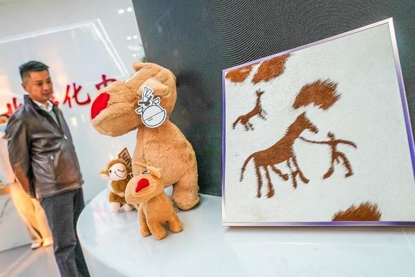 “北疆风情暖京城”——阿拉善乌兰牧骑60周年巡演走进大兴亦庄