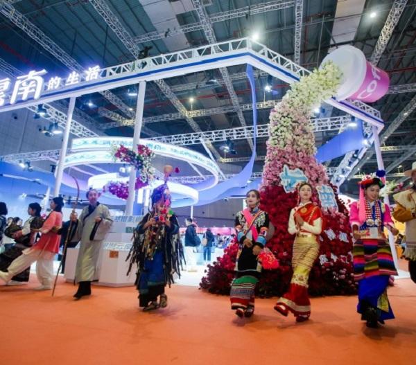 鲜花漫卷科技赋能，云南展区在长三角文博会打造沉浸式滇味盛宴