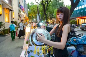 老商埠迷你创意夜市 主打手造原创主题图片