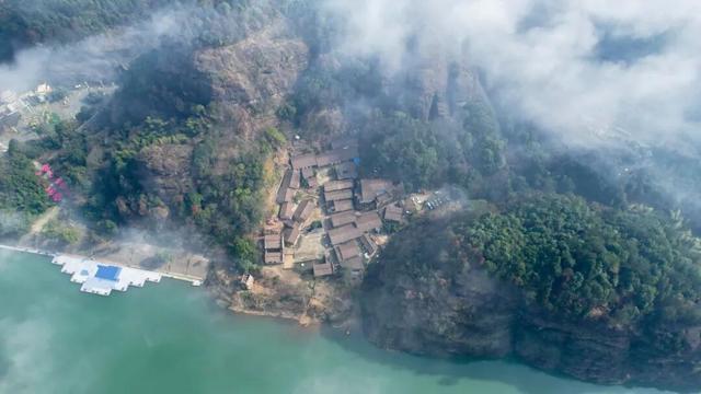 谁说冬天只有冷？龙虎山第一个不服！