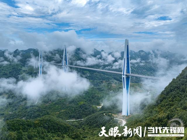 《新华每日电讯》关注贵州：万桥飞架变千沟万壑为“高速平原”