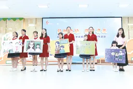 写一封信谢师恩 自制贺卡表达爱 南宁市中小学举行多彩教师节活动图片