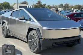 环球智驾：特斯拉暂停Cybertruck交付，归咎于“意外延误”图片