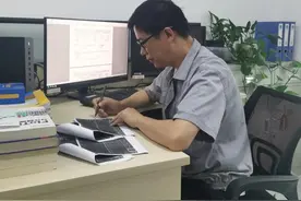 华通集团再添“青岛工匠”“青岛市创新型班组”荣誉图片