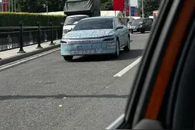 疑似理想旗下首款纯电家轿谍照曝光：百万级大沙发图片