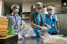 深圳市市场监管局核实烤肉店使用合成肉传闻，证实为血水流出图片