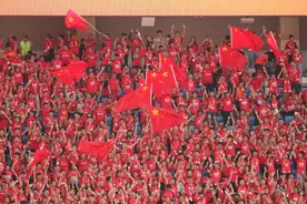 追光｜国足再战沙特，熬夜也值得！图片