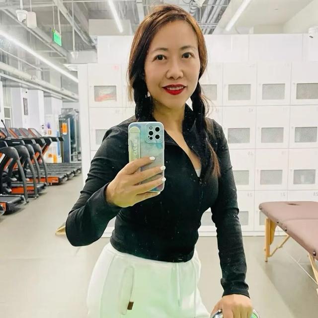 逃离格子间后，在洱海边敲代码的他们	，真的活成了“诗与远方”……