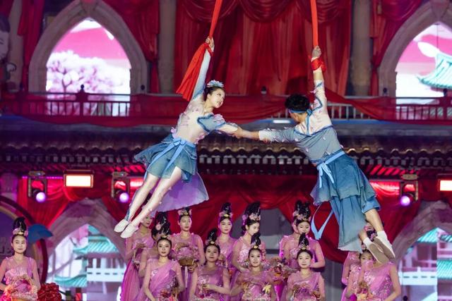 创新运营 全域沉浸｜万岁山武侠城何以从“新晋”到“顶流”？