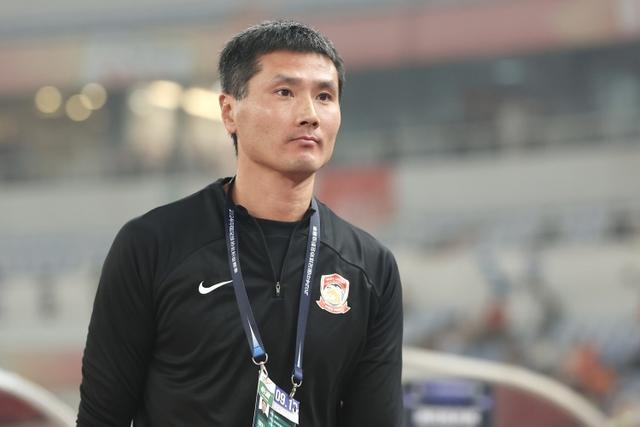 邵佳一：国安输球后踢我们会全力以赴