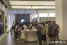 618手机市场冷热：线下补贴线上促销，集体降价打响价格战图片