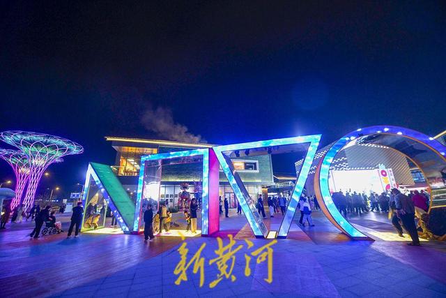 国庆中秋假期，济南30家景区累计接待游客403.47万人次，实现营业收入超1.3亿元