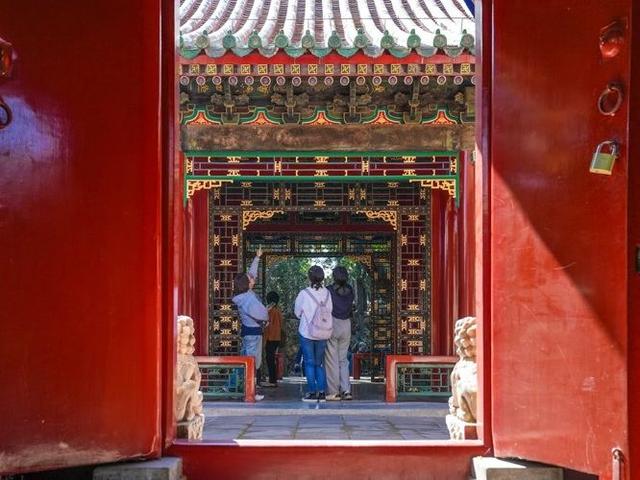 北京日报社区小板报 | 今天祝福祖国生日快乐！