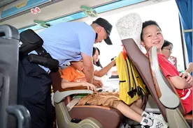 29小时、跨越千里 四川127名留守儿童踏上“逆向”团圆路图片