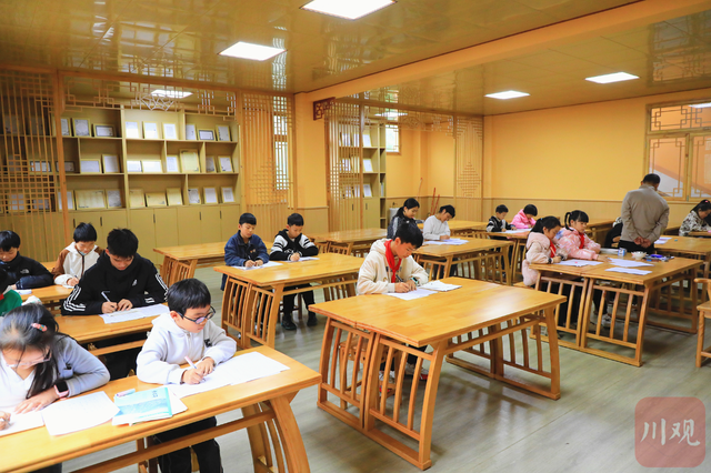 红色研学、科技探秘、景区畅玩……宜宾中小学生花式“解锁”首个秋假！