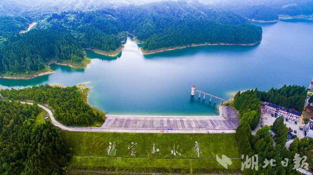 组图|圣水天池佛宝山