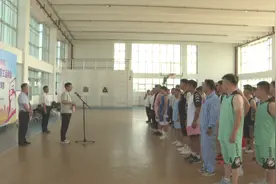 伊宁县第二十八届农牧民暨职工运动会“工会杯”2024年职工篮球赛开赛图片