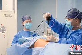 中新健康丨上海临床专家携手企业研发便携式内科胸腔镜 助提升诊疗效率图片