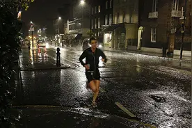 又是一年梅雨季，湿热多雨天气到底应该如何跑步图片