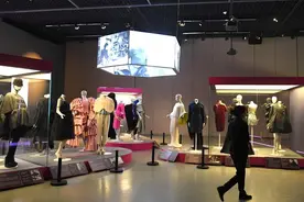 再推6700元“浴巾裙” 巴黎世家昂贵单品引热议图片