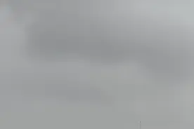 蛇年第一声雷响起 风雨雷电齐来速冻图片