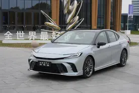 试驾第9代凯美瑞：全面迭代升级，智能化突出图片