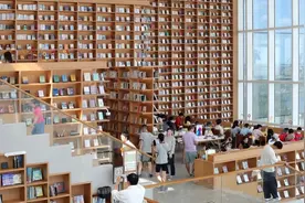 当思想的涟漪从未名湖传到了滴水湖，这何其美好图片