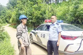 扎根基层三十余载 倾情守护一方平安——记禄劝县公安局移民社区民警张明洪图片
