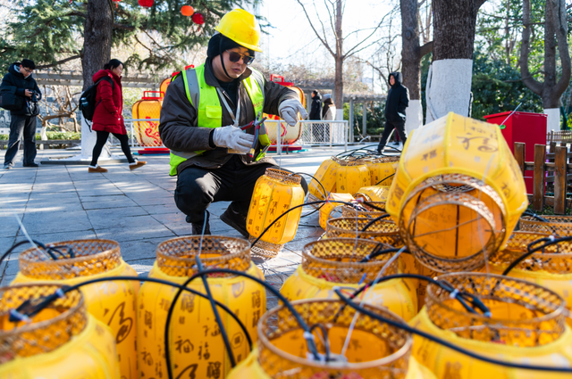 加载进度40%！济南市第45届天下第一泉迎春花灯会蓄势待发