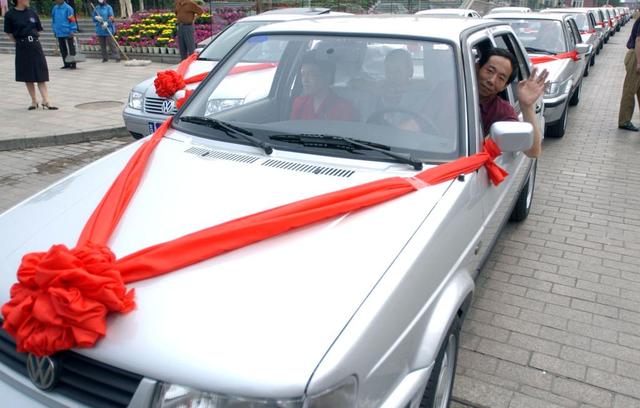 时光相册｜34年，3000万辆！这本相册也是时代的缩影