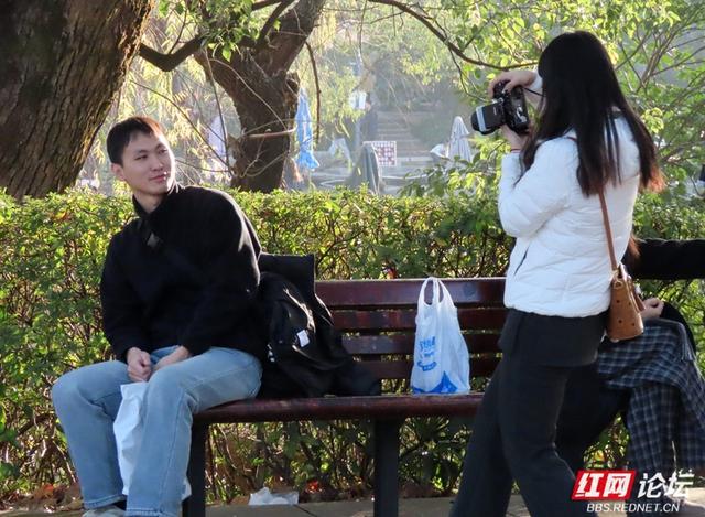 当冬日金光洒满年嘉湖，便是长沙最动人的模样