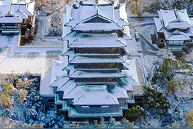 今日小寒，年味渐浓，岁寒待春来图片