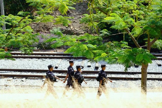 我们红河“好在的很”！来就给你安排旅游搭子