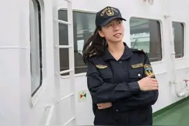 中国首位远洋公务船女船长詹春珮：逐梦深蓝 十年磨一“舰”图片