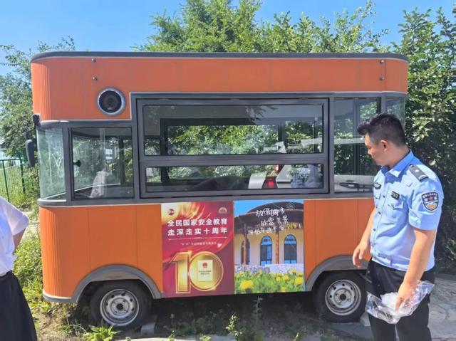 兴安盟交警：多维织密暑期旅游安全网 让平安与美景同行