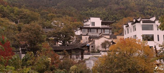 安徽黟县：斑斓塔川惹人醉