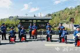 建始“丝弦锣鼓 土家交响”获省级奖项图片