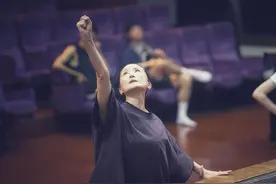 《红色娘子军》首演60周年，三代“琼花”回顾传承故事图片