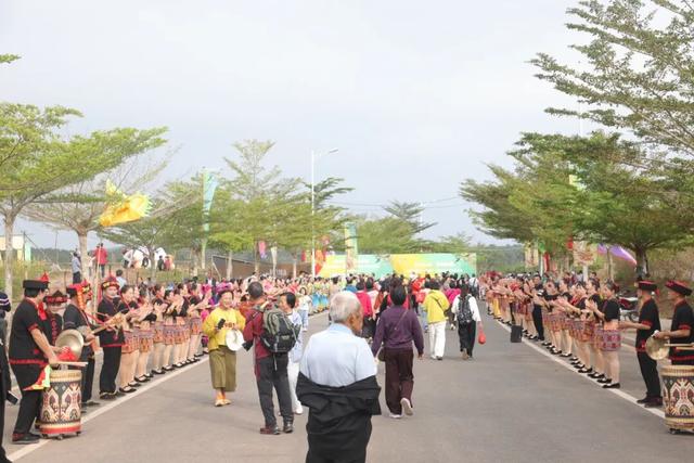 2025年白沙“啦奥门”雨林与您山兰文化活动启幕