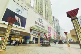 张掖路步行街“一庙一街三区”打造兰州夜经济地标图片