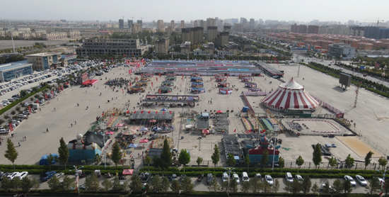 金秋双节喜相逢！第十三师火箭农场以“文旅+商贸”融合盛宴绘就新时代奋进画卷