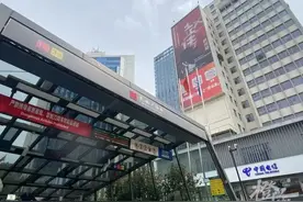 洞幺两四五六拐八勾，这些年轻人发的是啥？图片