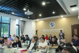 第五要素｜大模型时代，数据治理与AI相互依存形成闭环图片