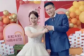 千万粉丝网红“彩虹夫妇”5年剖4胎，新生女儿确诊ABO溶血：感觉很对不起孩子图片